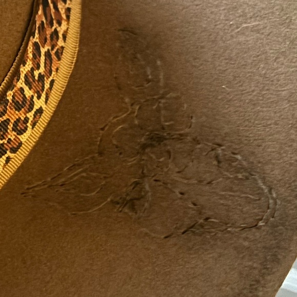 Brown Burnt Design Rancher. - Picture 4 of 5